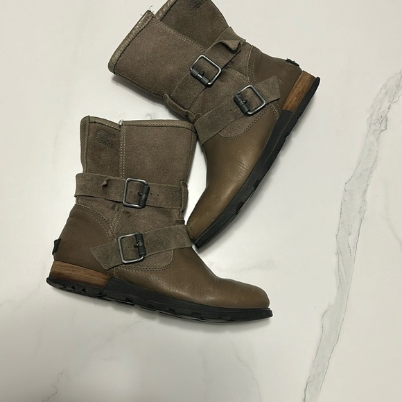 Sorel Brown Leather Buckle Boots - Picture 4 of 5